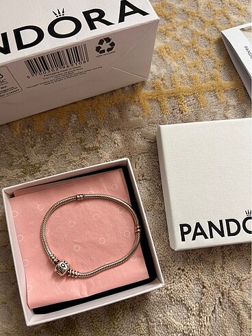 Pandora bileklik