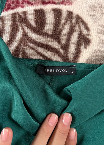 Kadın Turkuaz Drapeli Askılı Bluz - Görsel 2