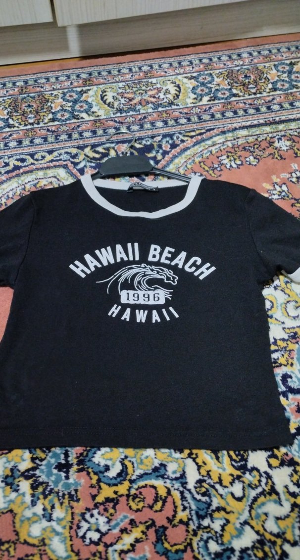 kadın siyah beyaz baskılı crop - Görsel 2