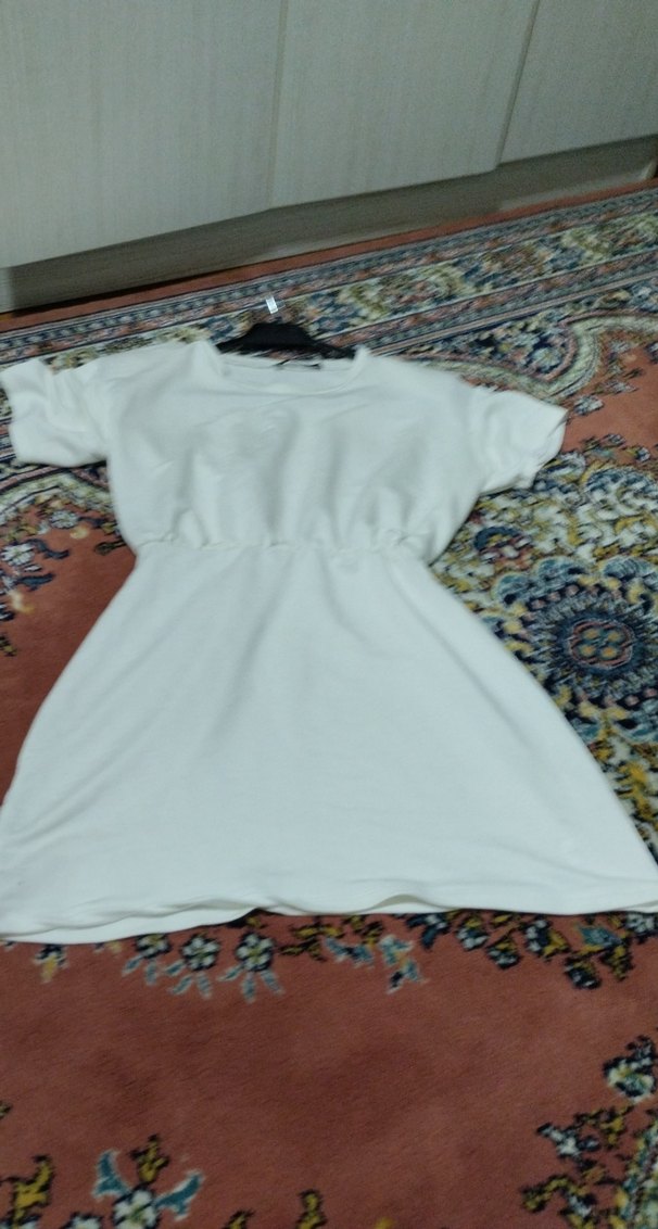 Kısa Kollu Beyaz Mini Elbise - Görsel 3