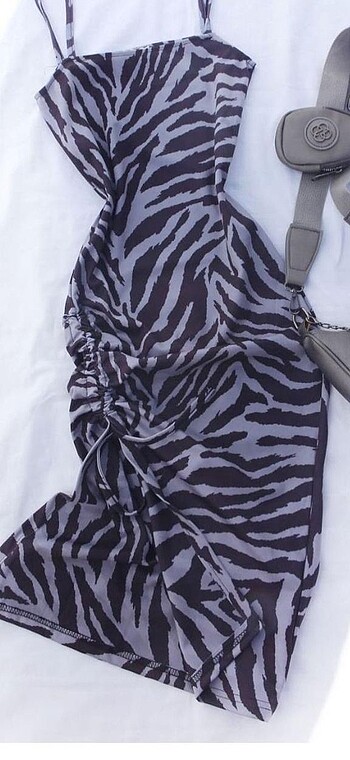 Zebra desenli