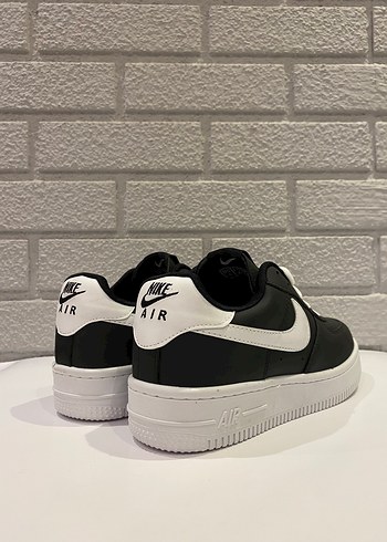 42 Beden siyah Renk NİKE AİRFORCE 1 BLACK