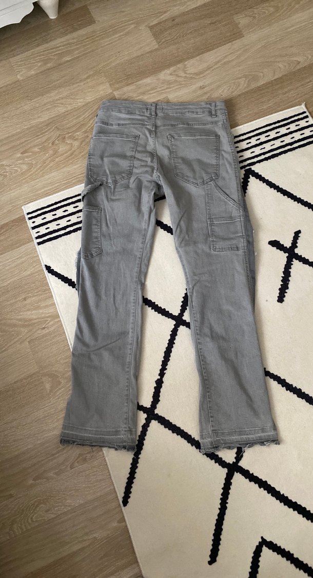 gri detaylı flared pantolon - Görsel 2