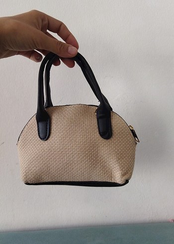 Bej Minimalist Kadın El Çantası