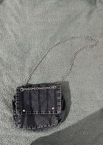 Gri Zincir Detaylı Denim Y2K Çanta - Görsel 2