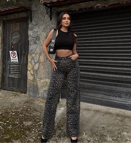 Leopar desenli pantolon