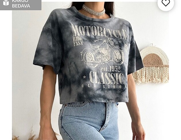 Crop tişört