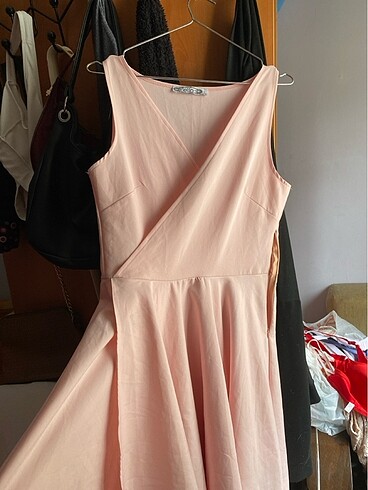 toz pembe elbise