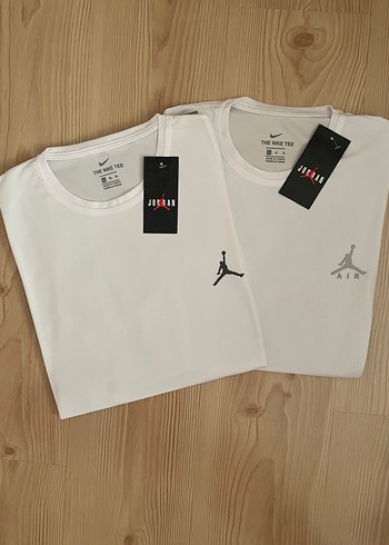 Jordan Erkek Beyaz Pamuklu Kısa Kollu Tişört