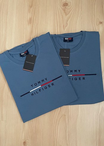 Tommy Hilfiger Erkek Mavi Kısa Kollu Tişört