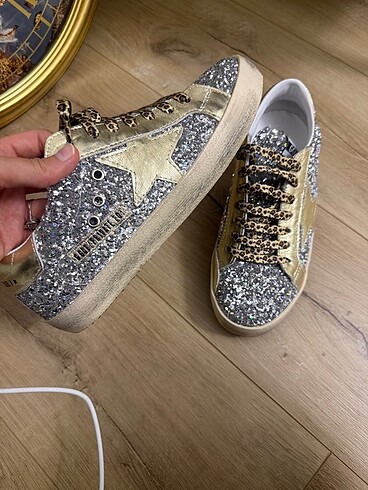 Golden golde