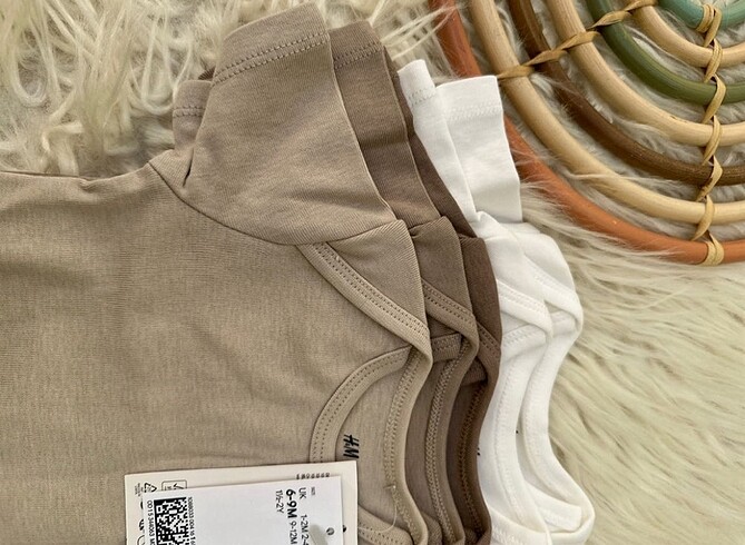H&M H&M body çıtçıtlı