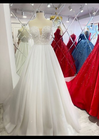 38 Beden beyaz Renk Helen model gelinlik