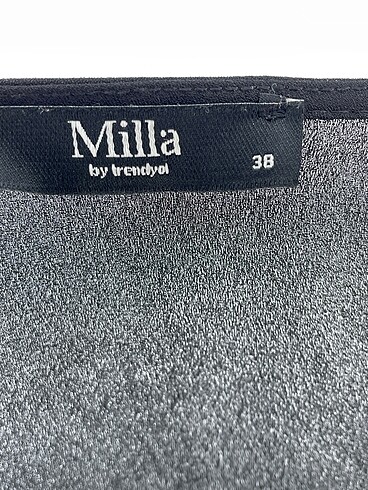 38 Beden siyah Renk Trendyol & Milla Bluz %70 İndirimli.