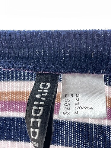 m Beden çeşitli Renk H&M T-shirt %70 İndirimli.