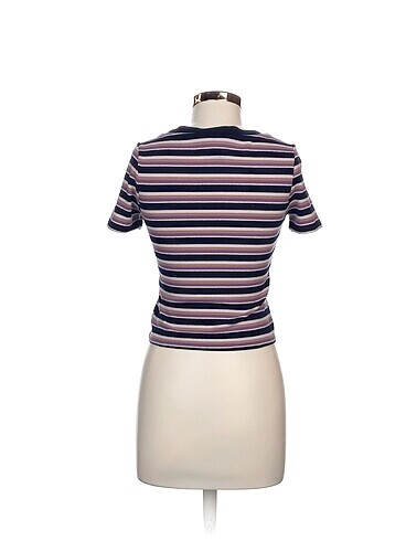 m Beden H&M T-shirt %70 İndirimli.