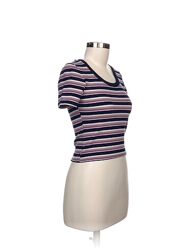 H&M H&M T-shirt %70 İndirimli.