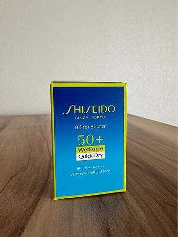Shiseido Spf 50 Korumalı Suya Ve Tere Dayanıklı Bb Krem/ LIGHT