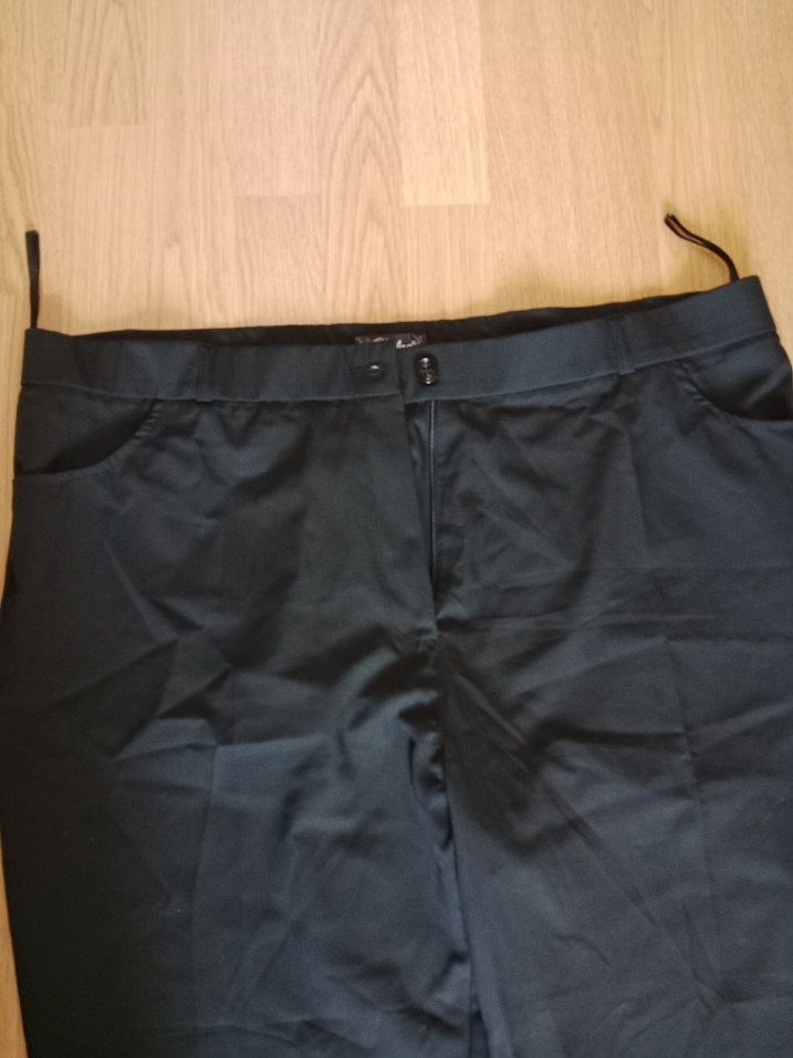 Siyah Kadıni Kumaş Pantolon - Görsel 3