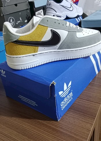 Gri Adidas Originals Kadın Spor Ayakkabı - Görsel 3