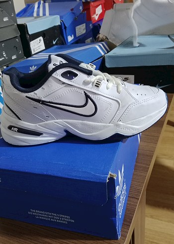 Beyaz Nike kadın Spor Ayakkabı - Görsel 3