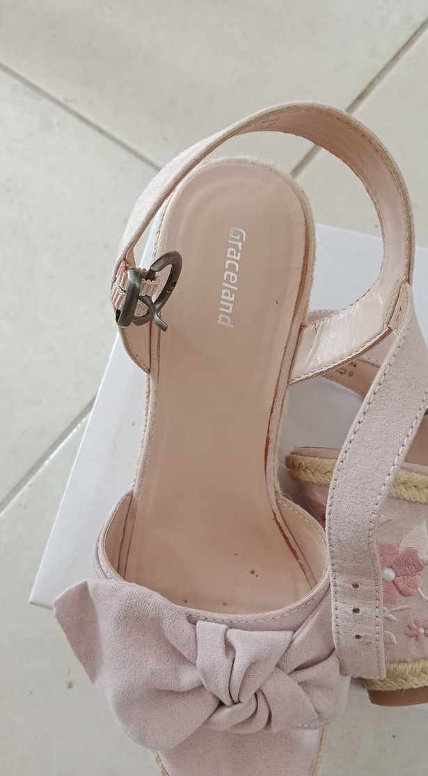 Bej Süet Topuklu Kadın Sandalet - Görsel 4