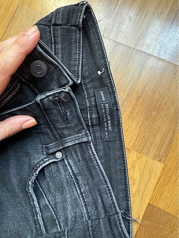34 Beden Stradivarius pantolon