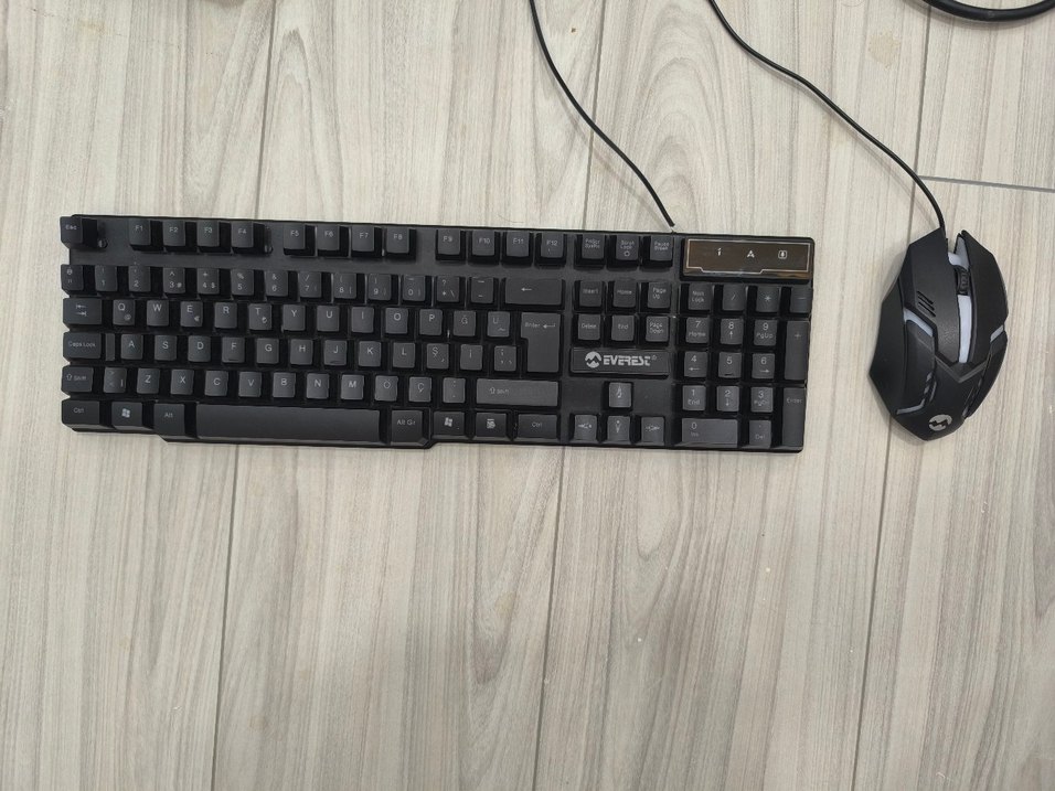 Everest KM-G77 X-Vayne Siyah USB ışıklı gaming
klavye mouse - Görsel 4