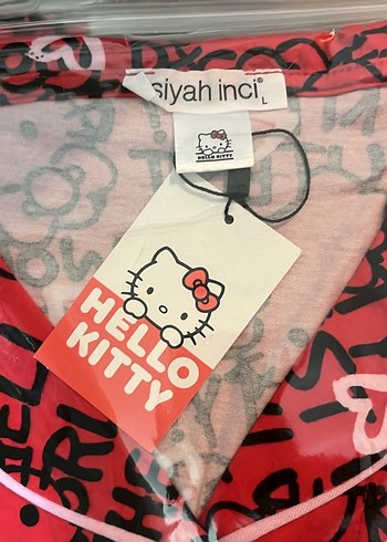 Diğer Kırmızı Hello Kitty Pijama Takımı