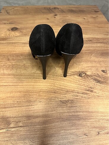 37 Beden Siyah stiletto süet