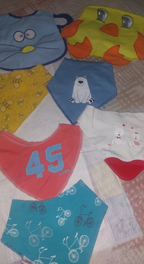 Çok Renkli Baskılı Bebek Önlükleri - Görsel 3