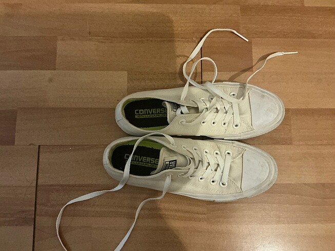 39 Beden Orijinal Beyaz Converse Chuck Taylor