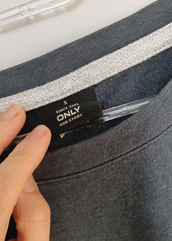 Gri Kadın Uzun Kollu Fırfırlı Bluz - Görsel 3