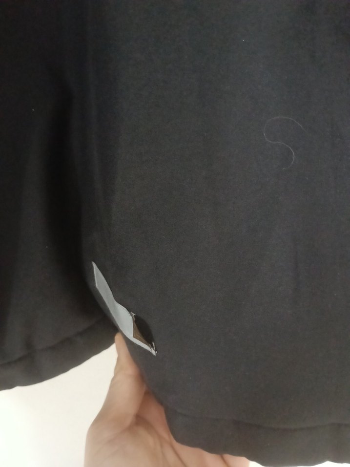 Erkek Çocuk Gri Kürklü Kapüşonlu Mont - Görsel 4