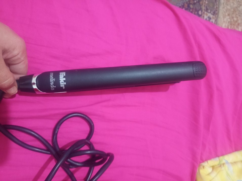 Siyah Saç Düzleştirici - Görsel 2