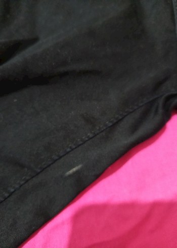 Kadın Siyah Kemerli Dar Kesim Denim Pantolon - Görsel 3