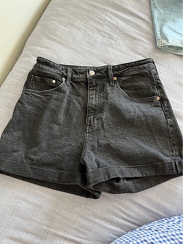 hm siyah denim kot şort