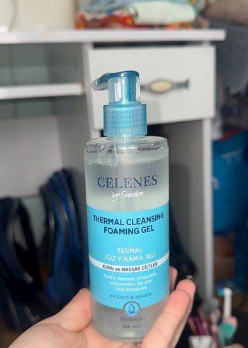 Celenes kuru ve hassas ciltler için yüz yıkama jeli - Görsel 3