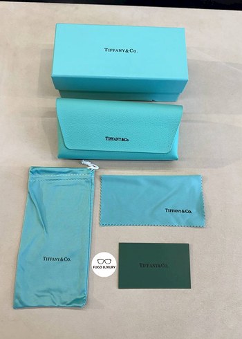 Tiffany & Co. Parlak Turkuaz Kadın Gözlük Seti