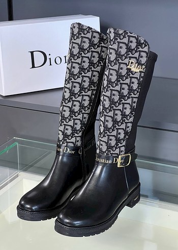 Dior Siyah Gri Desenli Tokalı Kadın Çizme