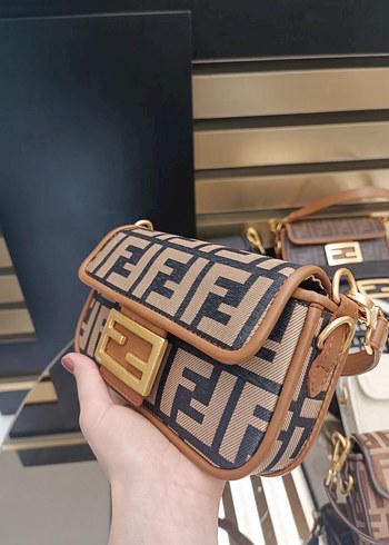 Beden kahverengi Renk Fendi a kalite Kadın Omuz Çantası
