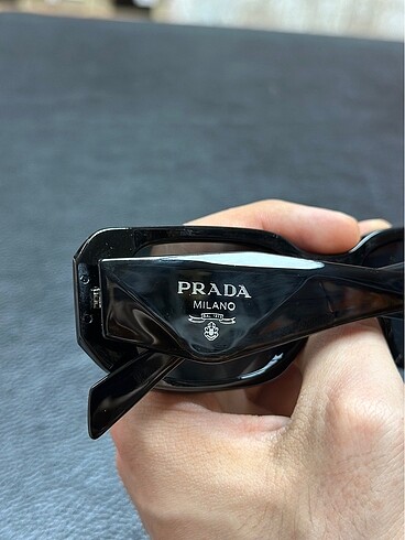 PRADA GÖZLÜK