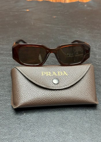Beden Prada Kahverengi Kadın Güneş Gözlüğü