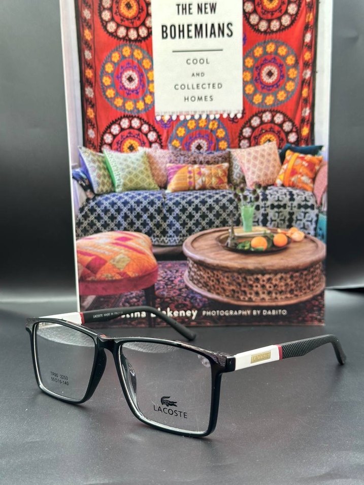 Şeffaf cam Modelleri  Kadın Gözlüğü - Görsel 5