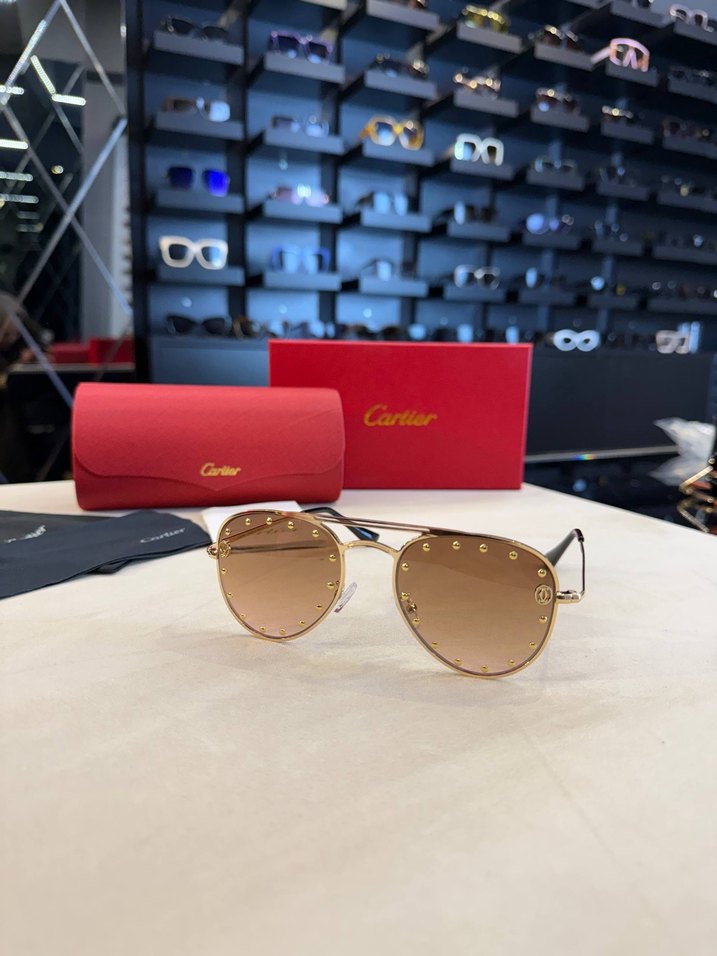 Cartier Kadın Parlak Altın Renkli Gözlük - Görsel 2