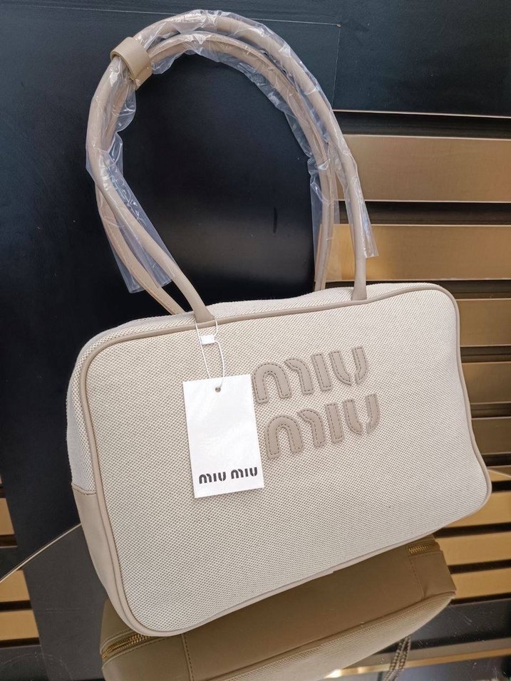 Miu miu Büyük çanta - Görsel 5