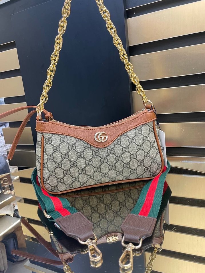 Gucci Zincir Detaylı Kadın Günlük El Çantası - Görsel 3