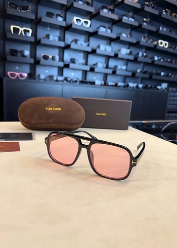 Tom Ford Modern Klasik Şeffaf Kahverengi Kadın Gözlüğü - Görsel 5