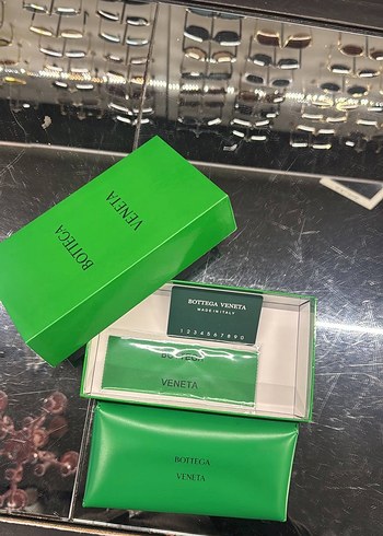 Bottega Veneta Yesil Deri Gozluk Kilif Seti