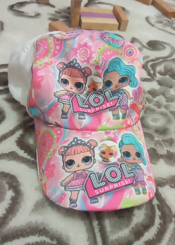 LOL Surprise Desenli Renkli Çocuk Şapkası